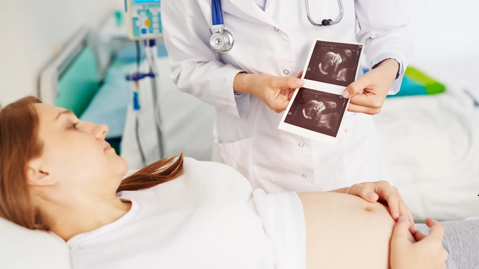 Usługa Wizyta położnicza z USG w CM Femmemedica